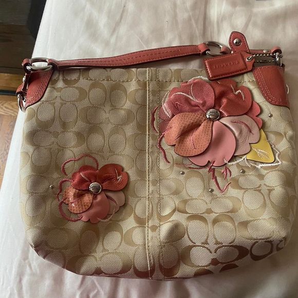 COACH x POPPY - RARE XL Peach Flower Tote and Wallet SET - Picture 2 of 8